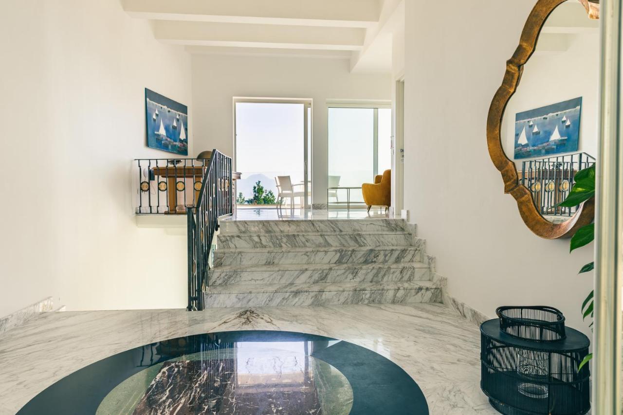 Sacco Villa *